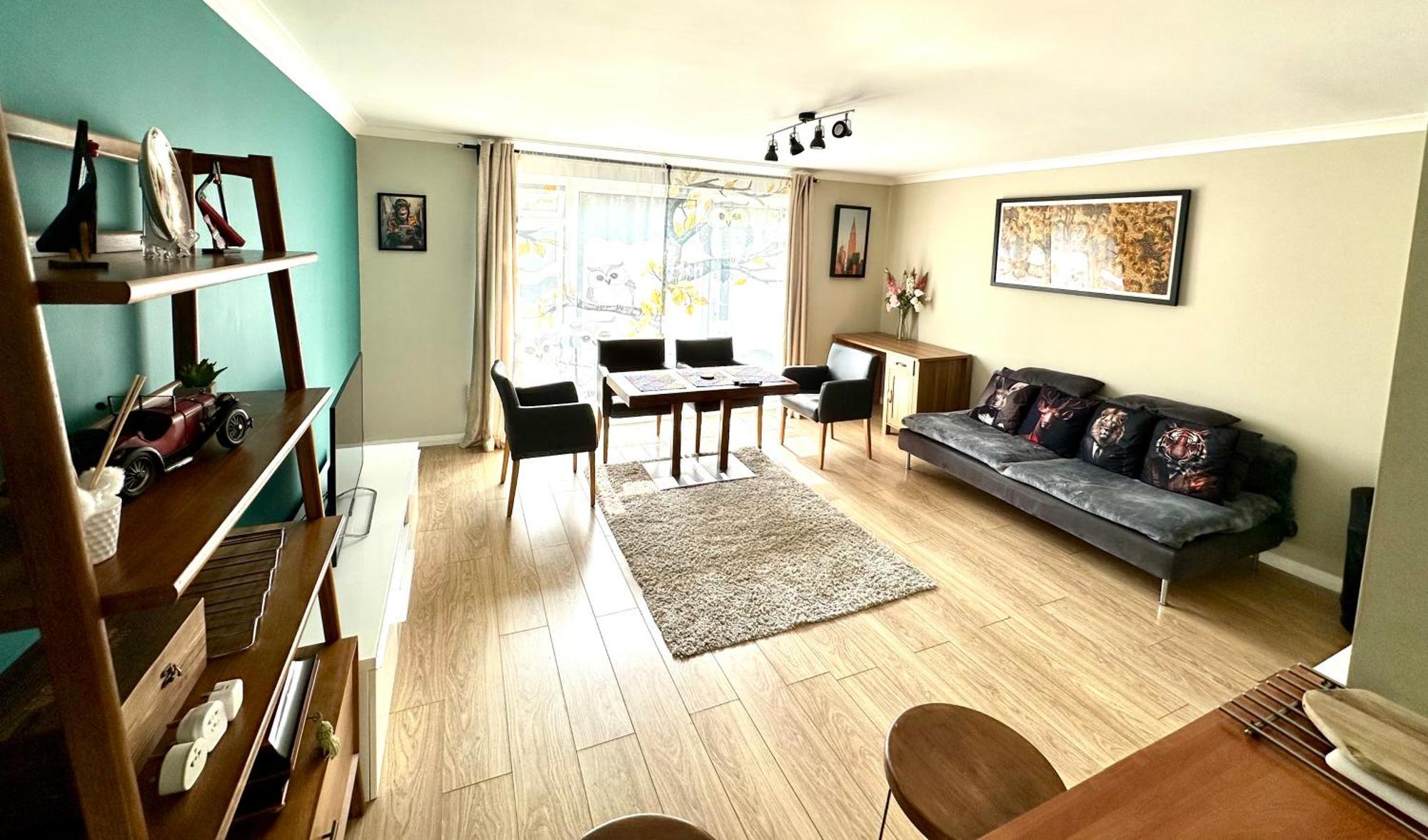 Heart Of Windsor Apartment Luaran gambar